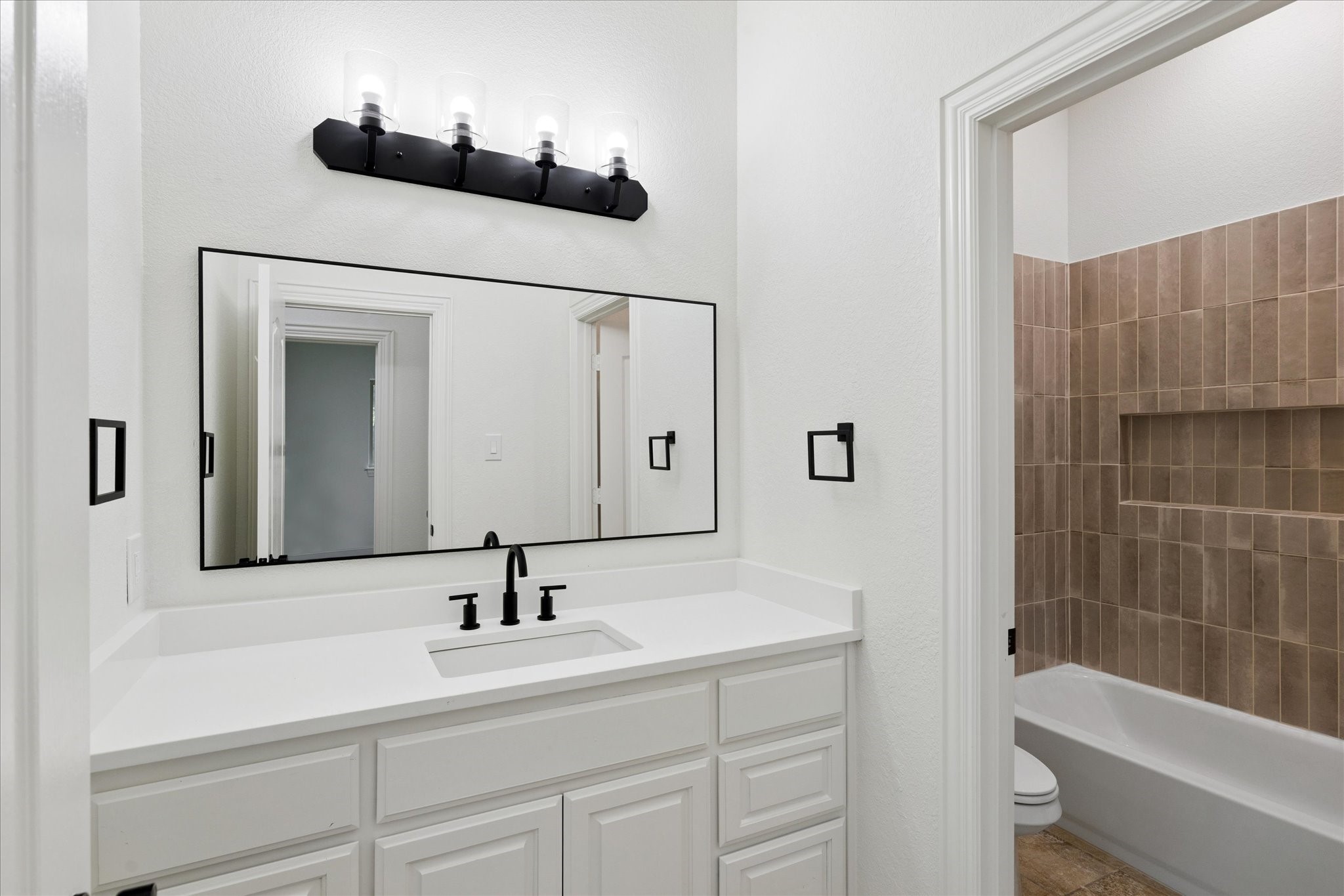 1151 Ashemore Court Midlothian TX 76065
