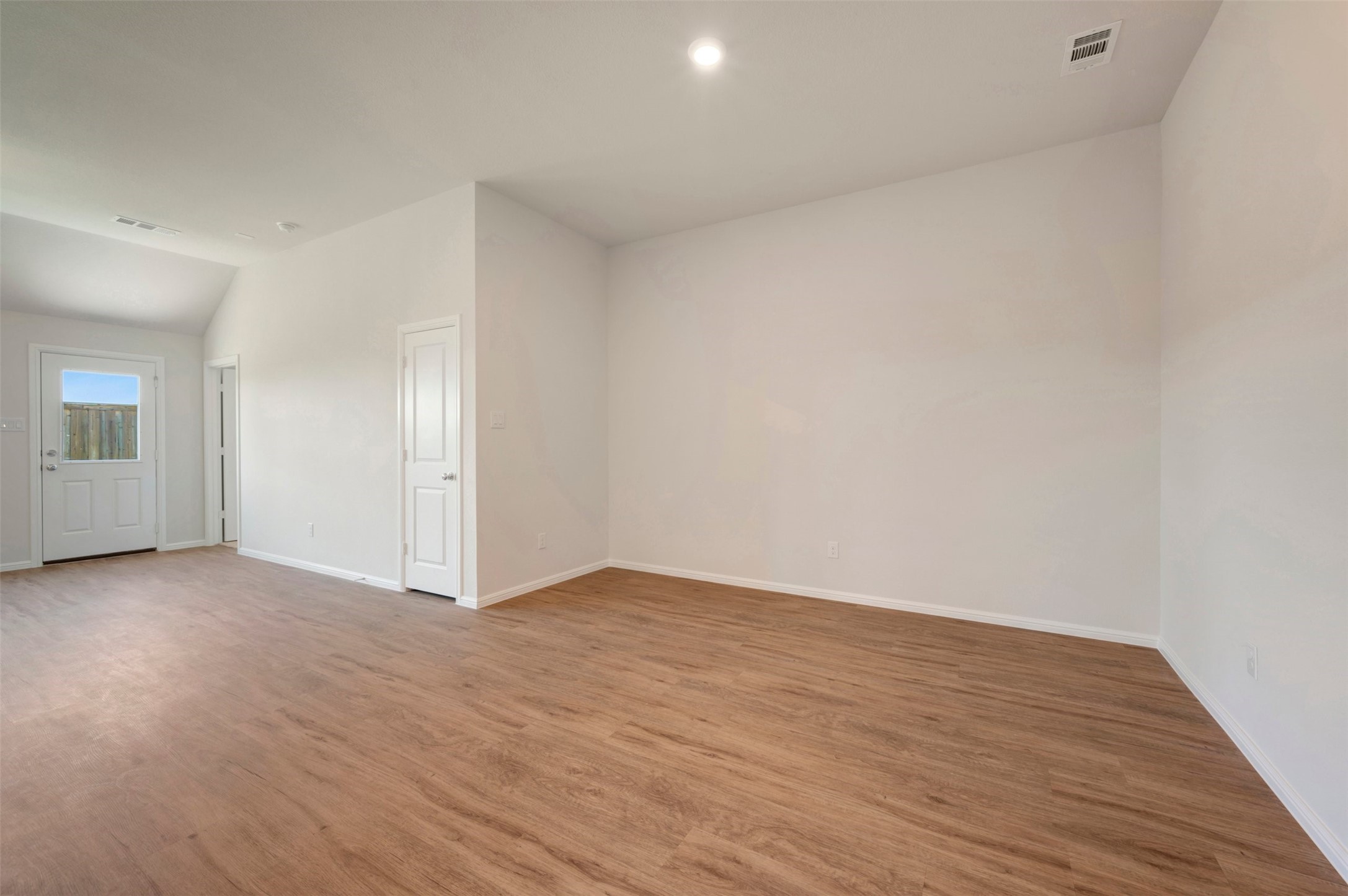 1020 Tarryhill Drive Crowley TX 76036