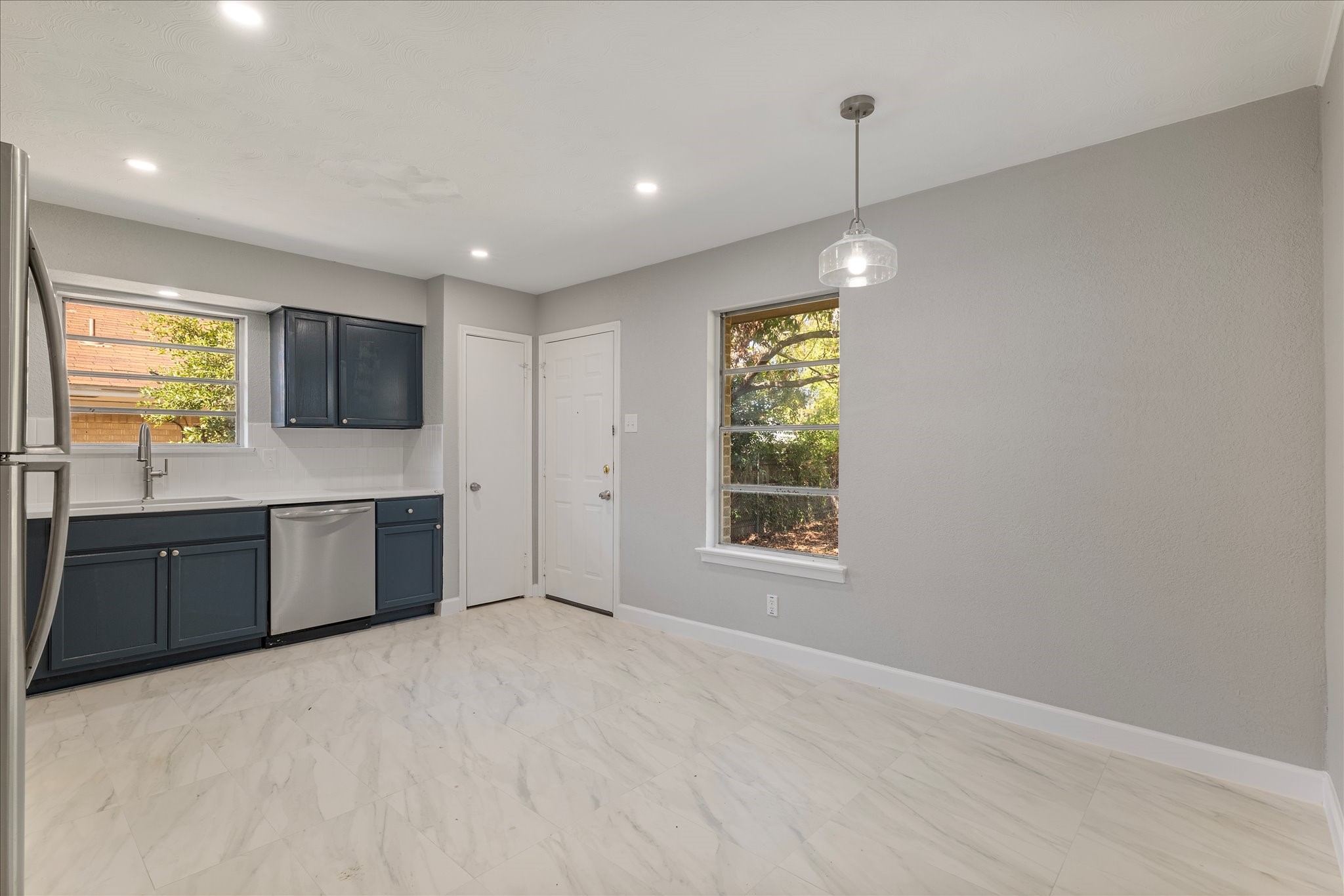 2243 Larry Drive Dallas TX 75228
