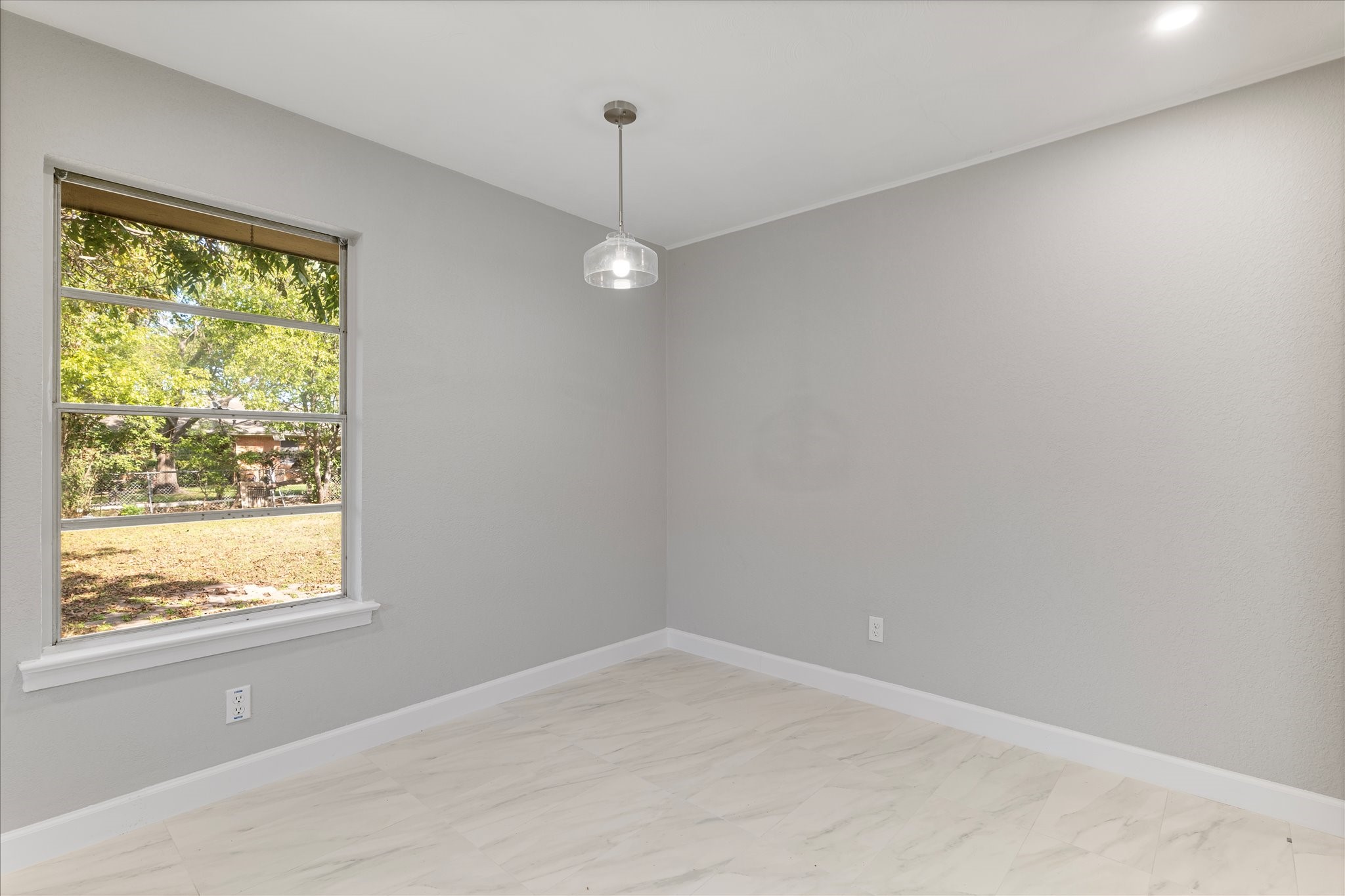 2243 Larry Drive Dallas TX 75228