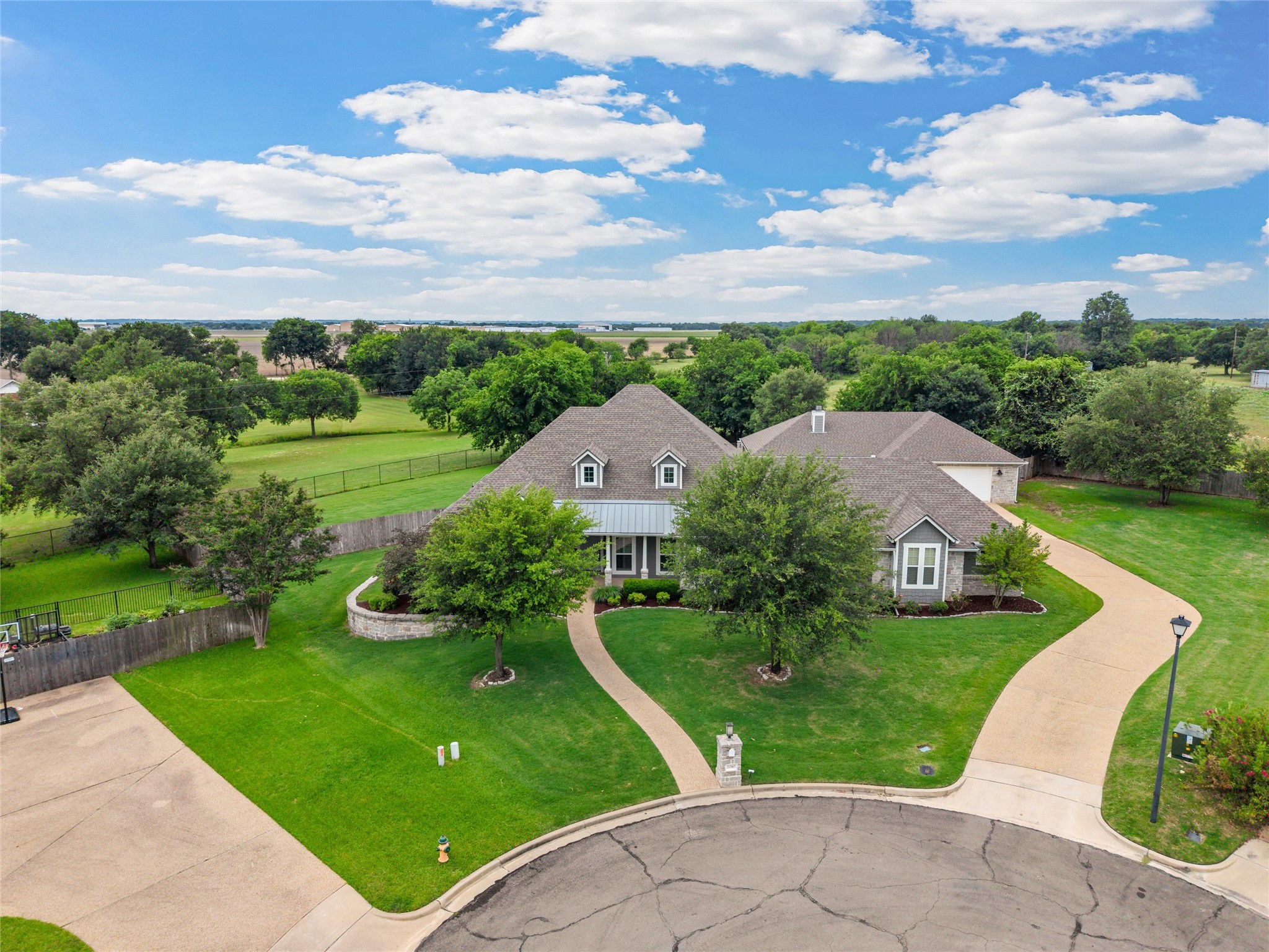 2040 Brook Arbor Court Waco TX 76657