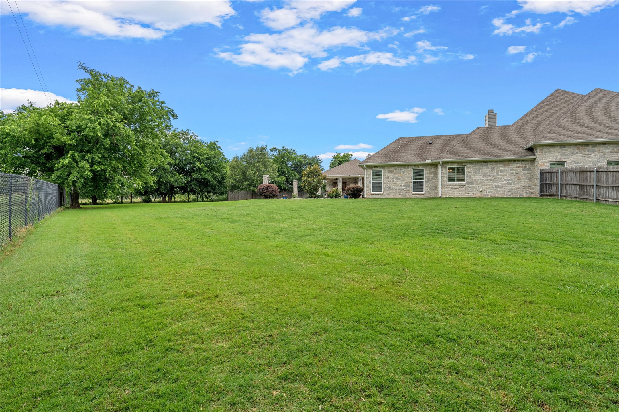 2040 Brook Arbor Court Waco TX 76657
