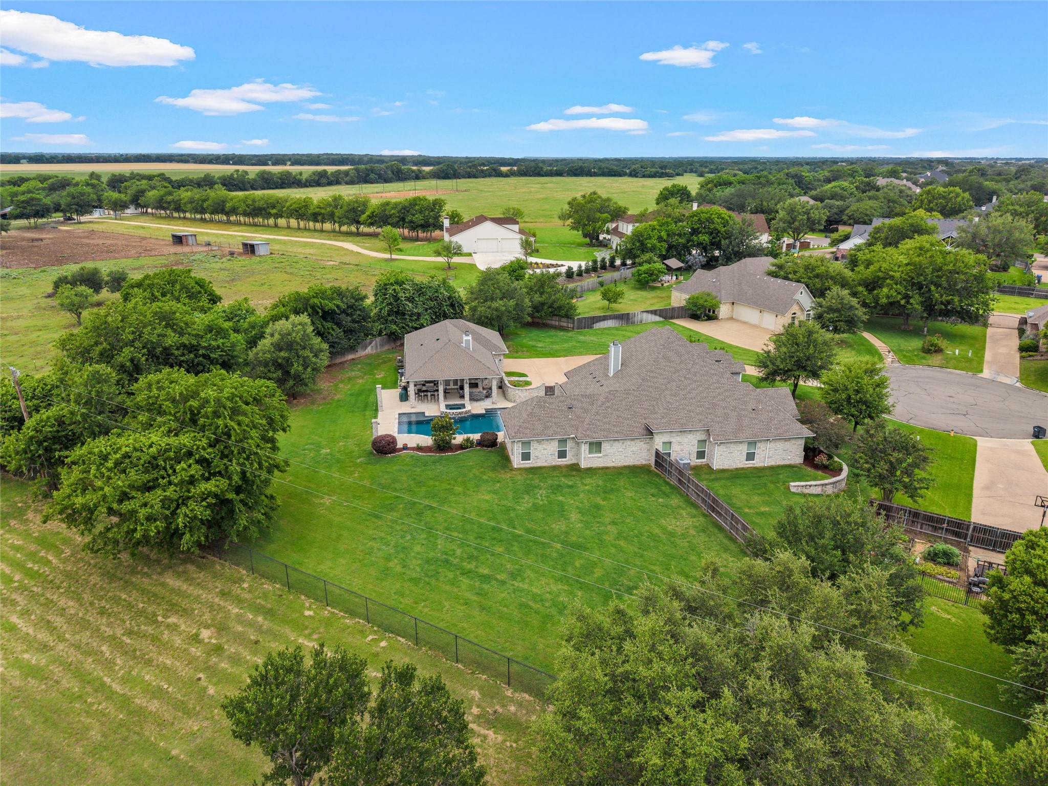 2040 Brook Arbor Court Waco TX 76657