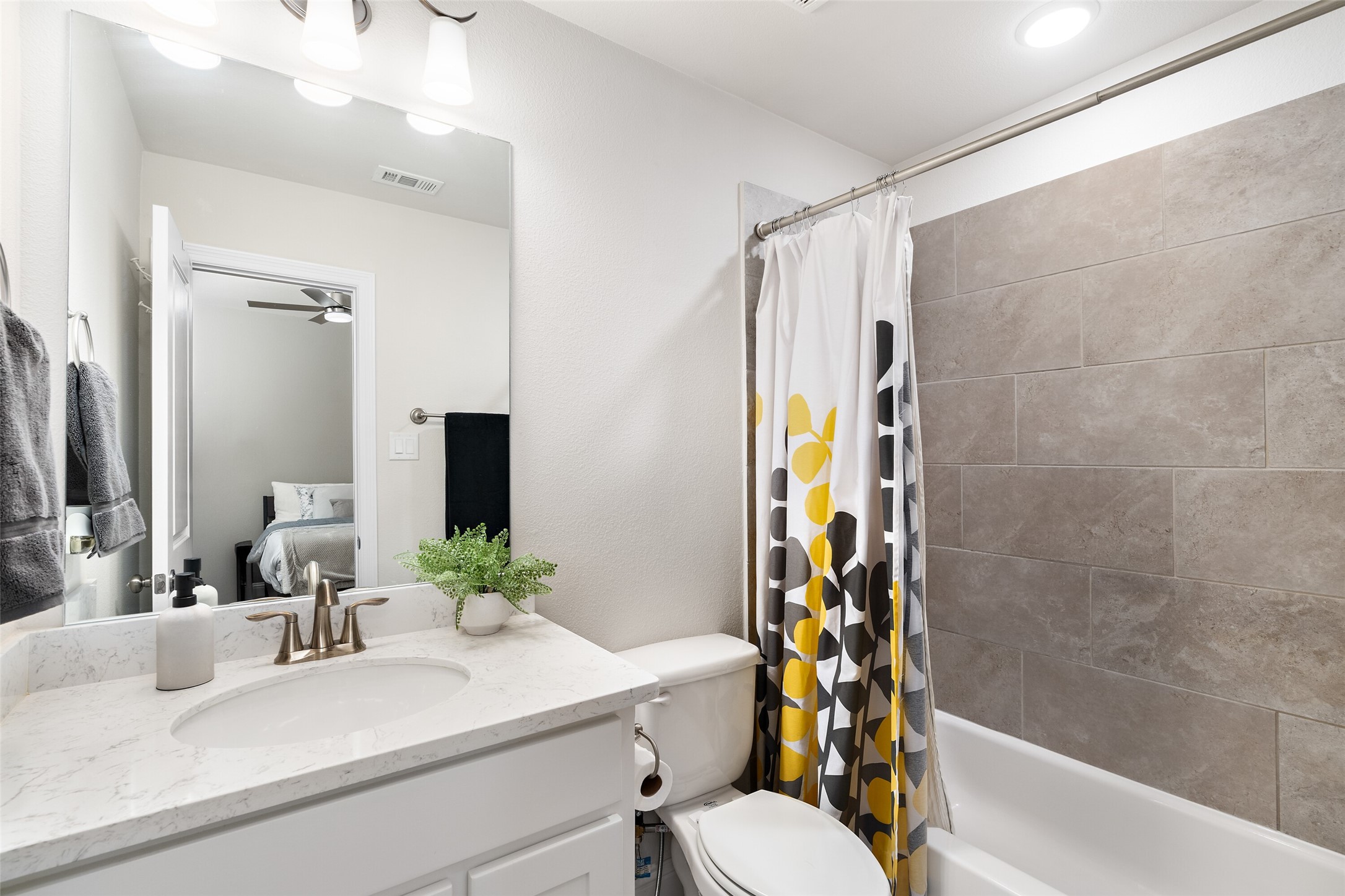 1054 Drew Lane Allen TX 75013