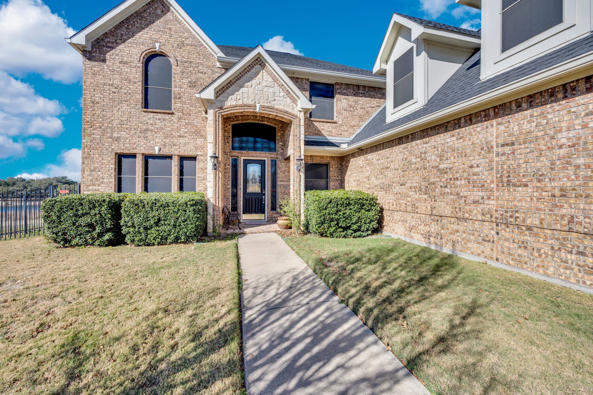 415 Breezeway Court Cedar Hill TX 75104