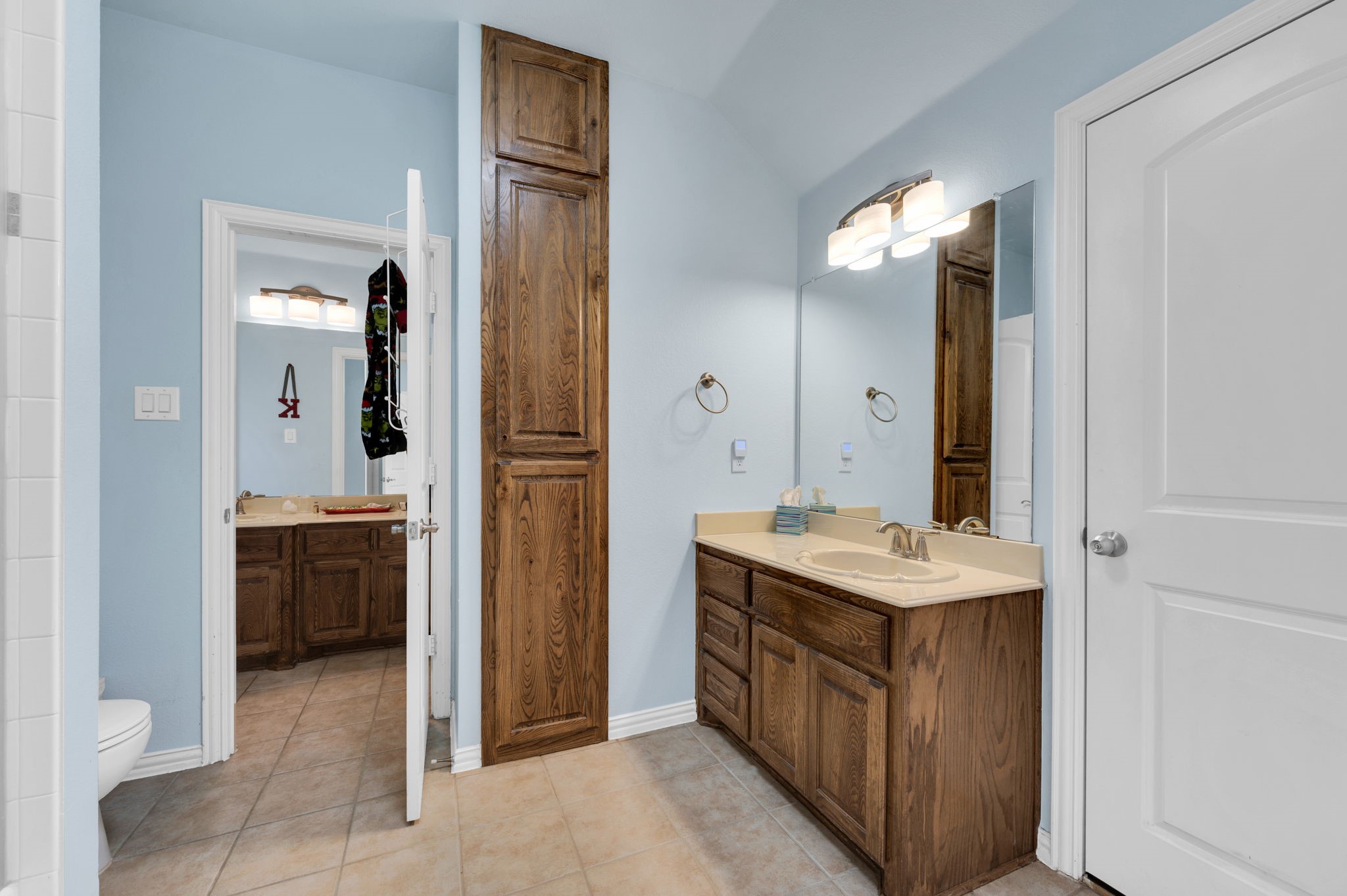 415 Breezeway Court Cedar Hill TX 75104
