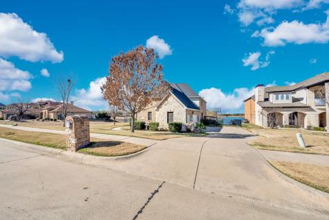 415 Breezeway Court Cedar Hill TX 75104