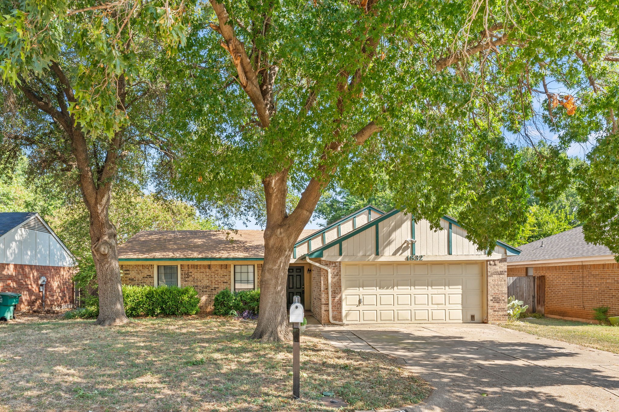 1832 Heidelberg Drive Fort Worth TX 76134