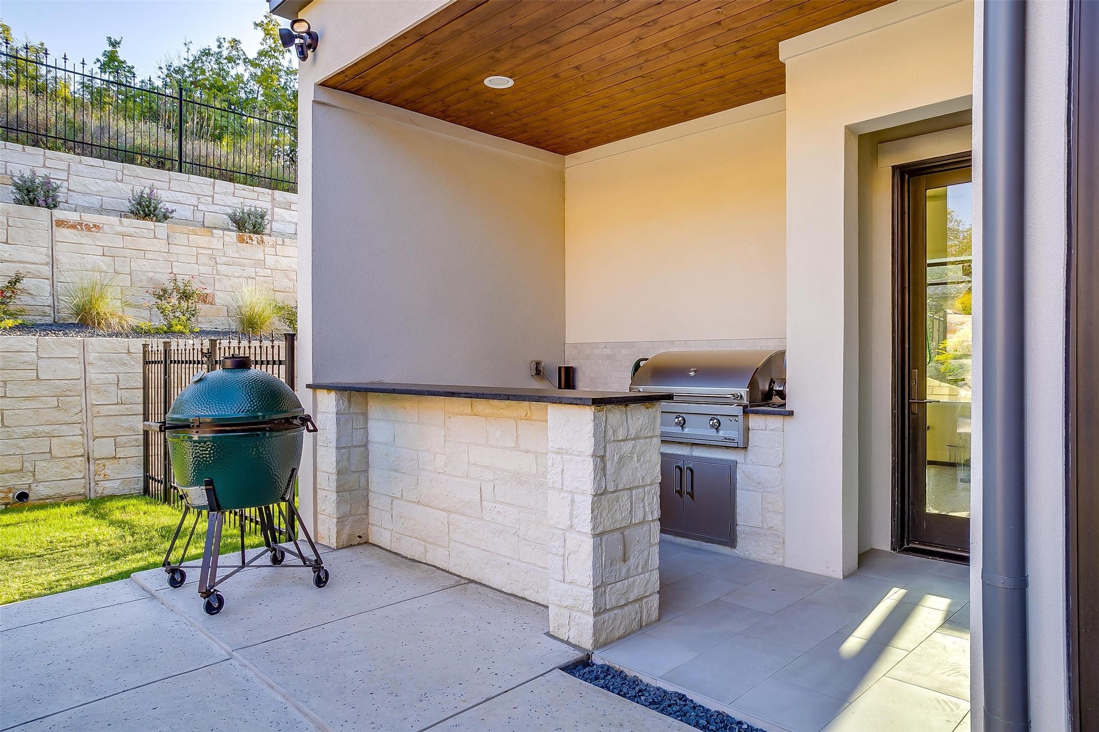 9433 Sagrada Park Fort Worth TX 76126