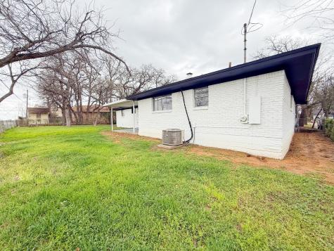 1412 Grantland Circle Fort Worth TX 76112