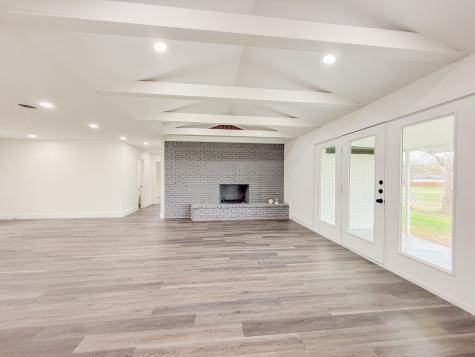 1412 Grantland Circle Fort Worth TX 76112