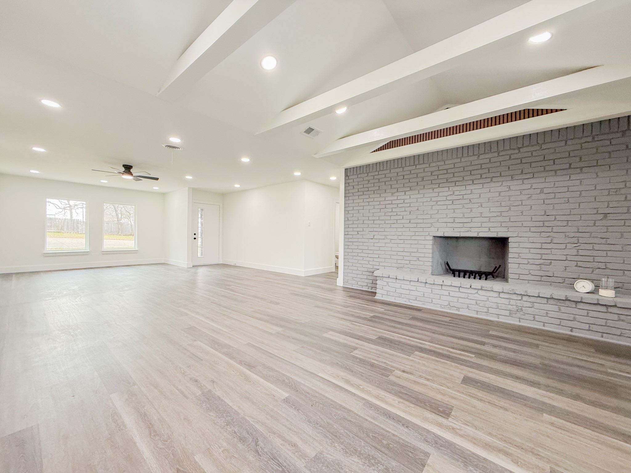 1412 Grantland Circle Fort Worth TX 76112