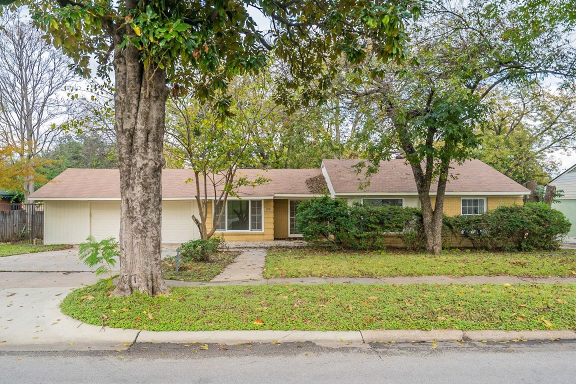 6003 Belgrade Avenue Dallas TX 75227