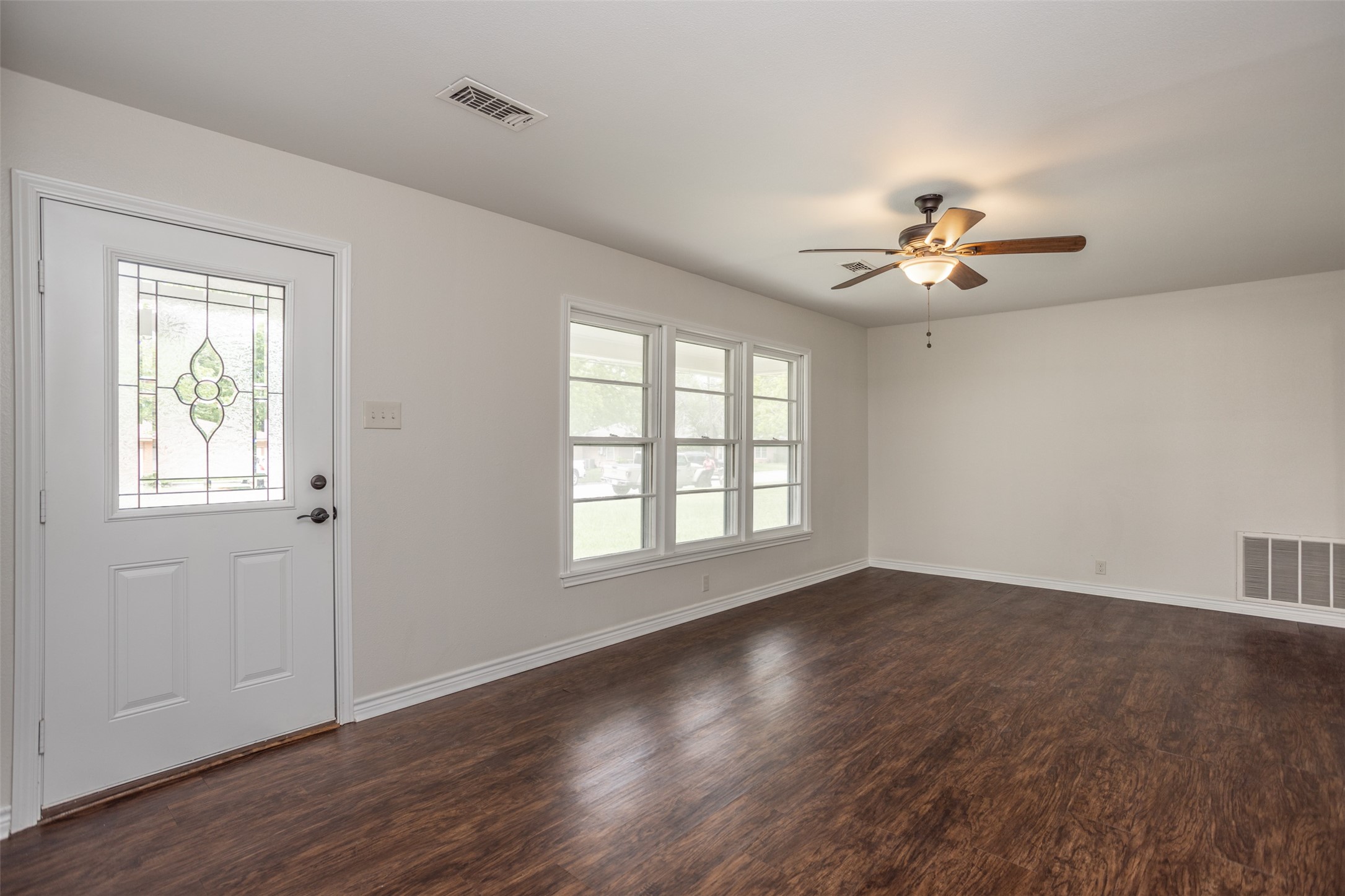 1102 Fair Avenue Gainesville TX 76240