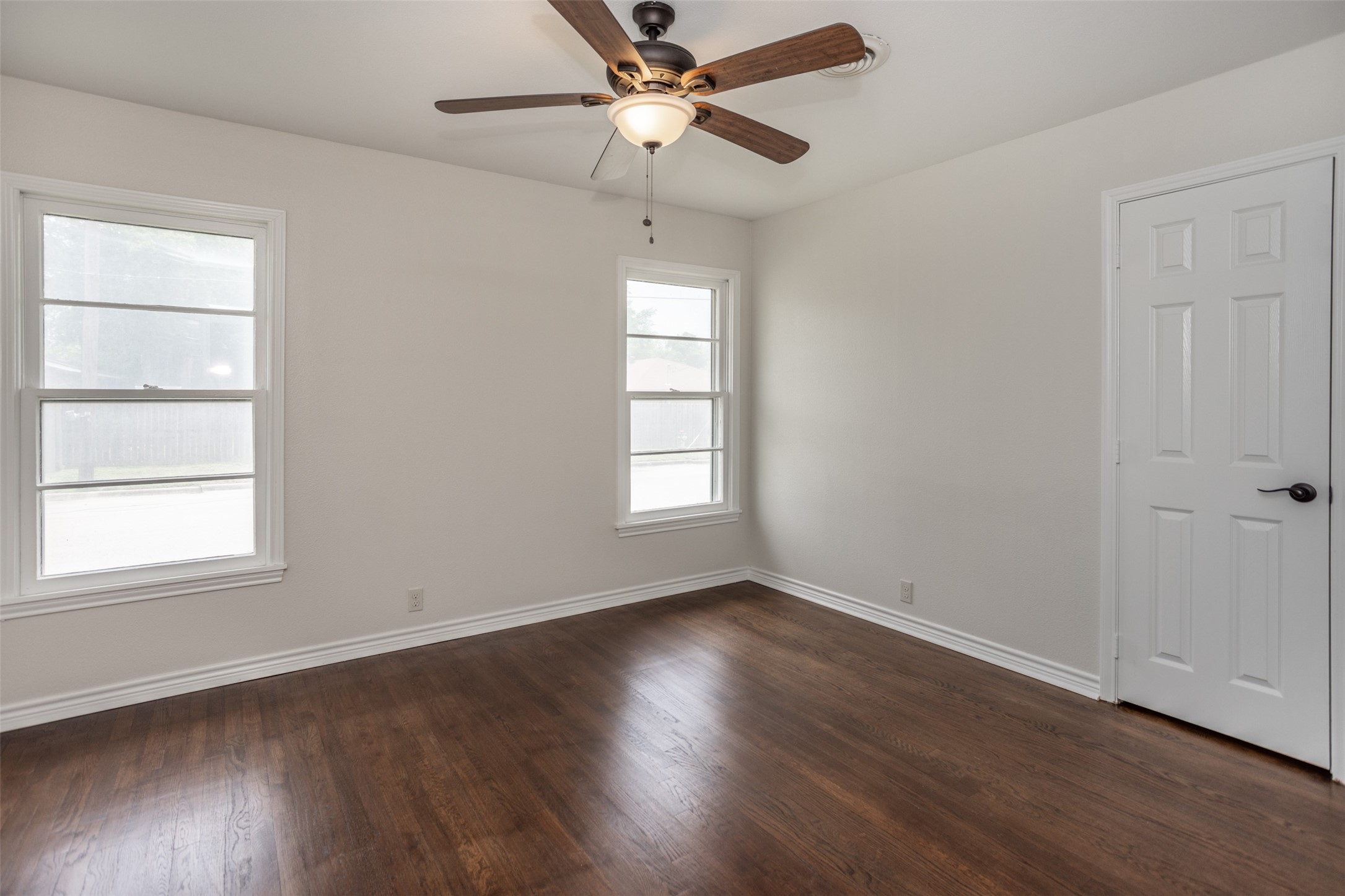 1102 Fair Avenue Gainesville TX 76240