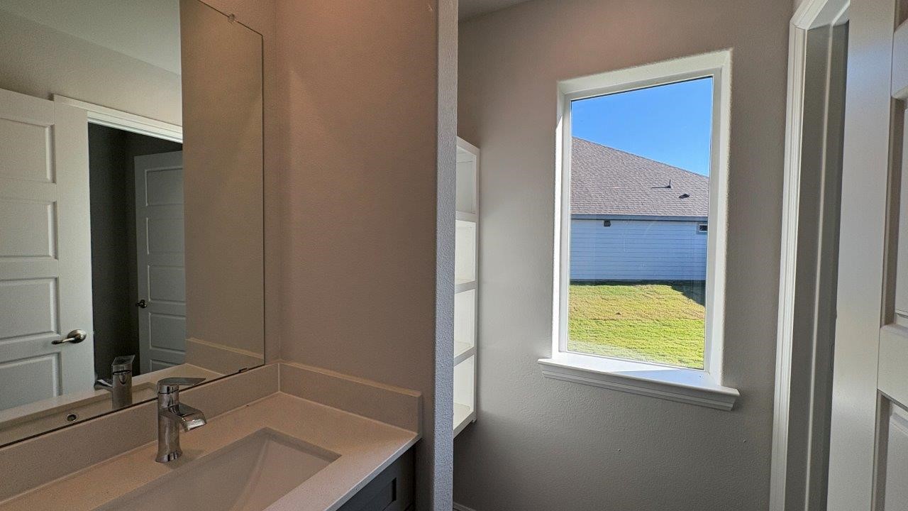 4207 Cornerstone Circle Granbury TX 76048
