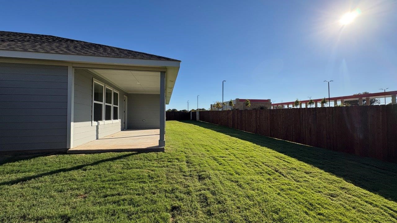 4207 Cornerstone Circle Granbury TX 76048
