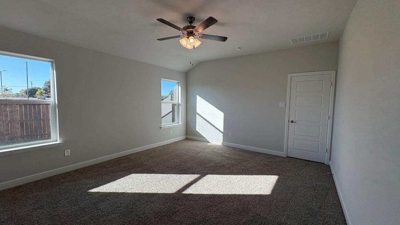 4207 Cornerstone Circle Granbury TX 76048