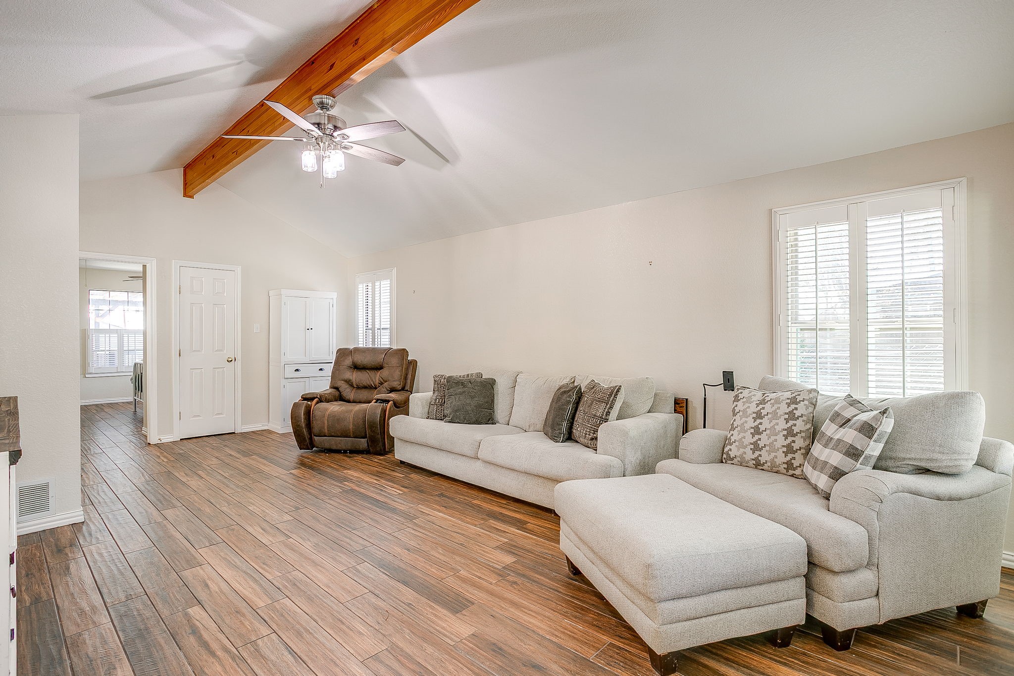 1231 E Lake Drive Weatherford TX 76087