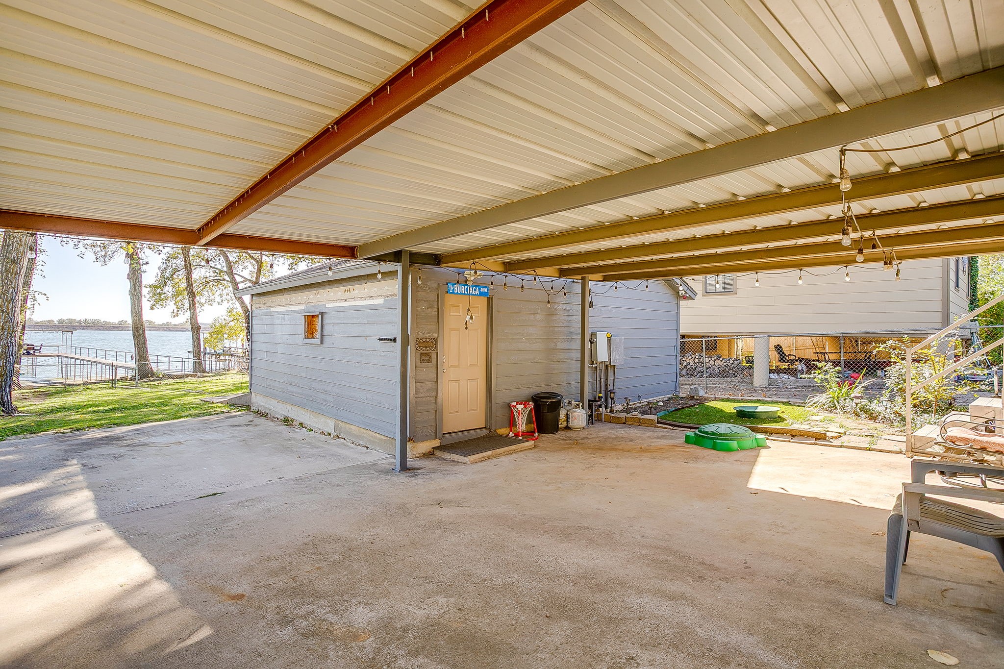 1231 E Lake Drive Weatherford TX 76087