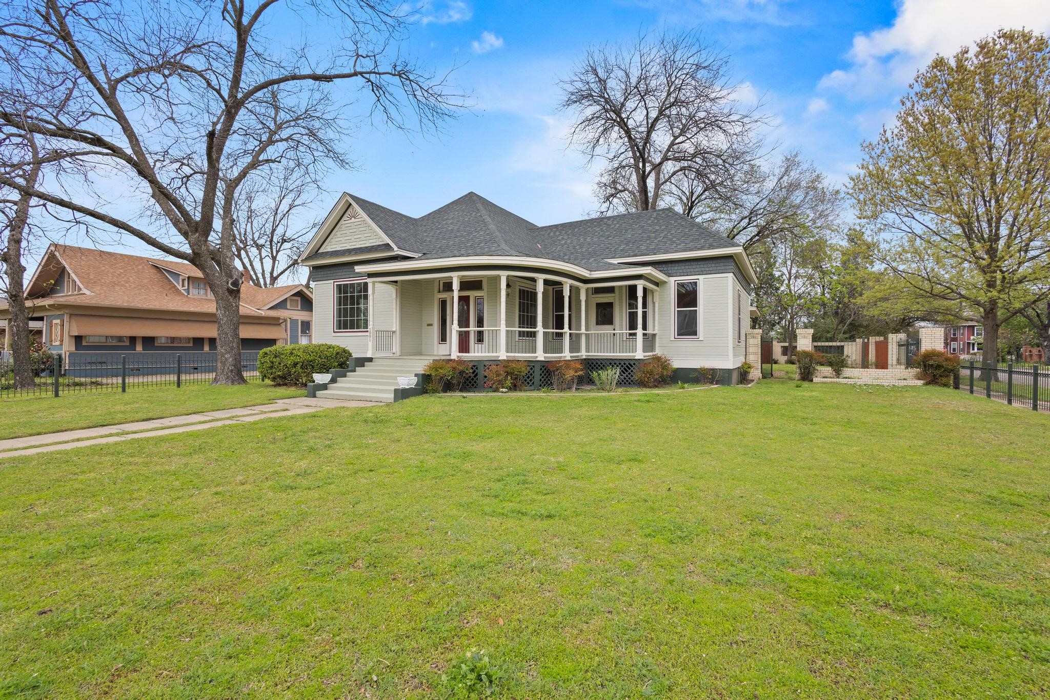 1001 W Morton Street Denison TX 75020