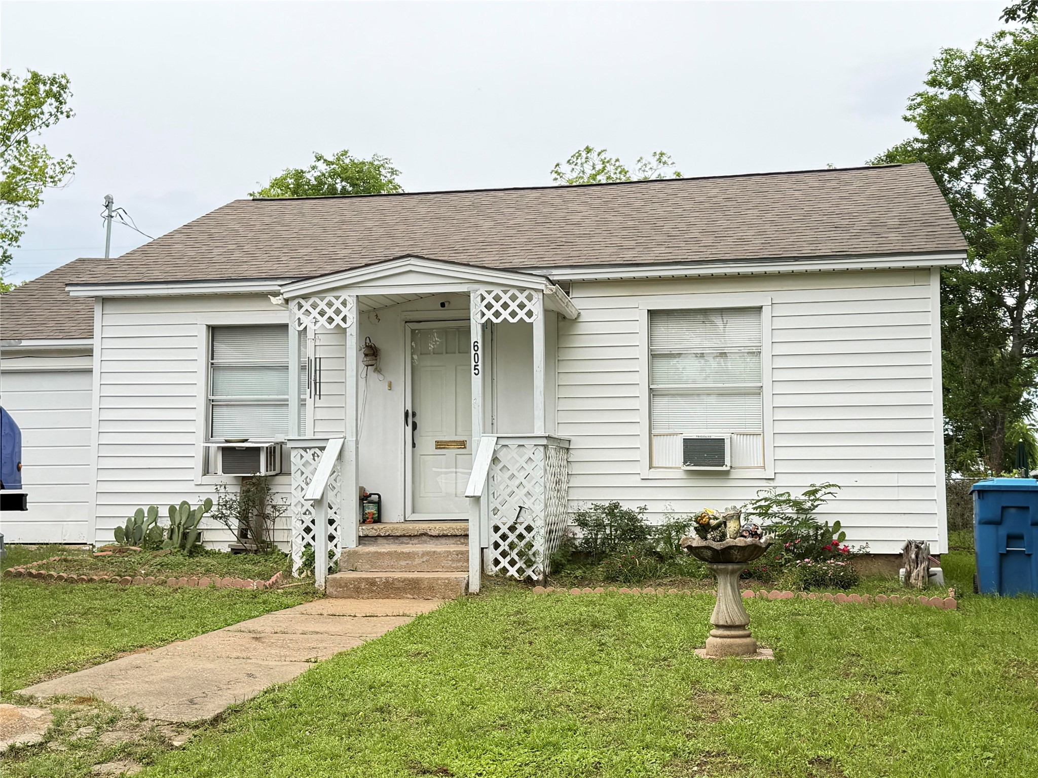 605 E Morton Street Denison TX 75021