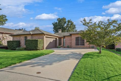 1897 Helen Lane Lewisville TX 75067