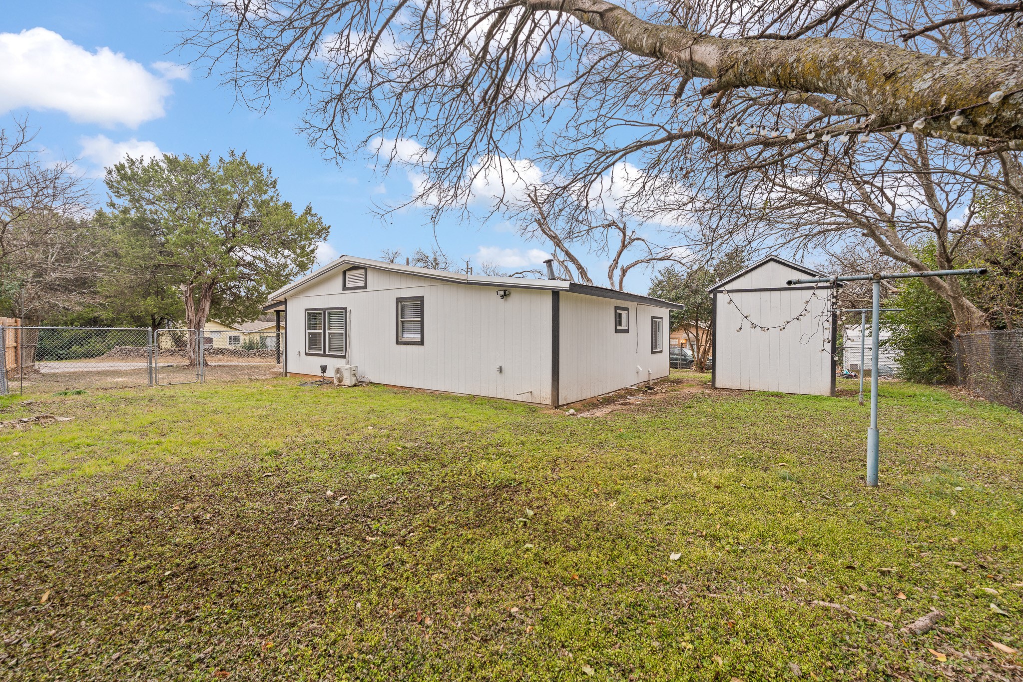 107 Avenue B Avenue Whitney TX 76692