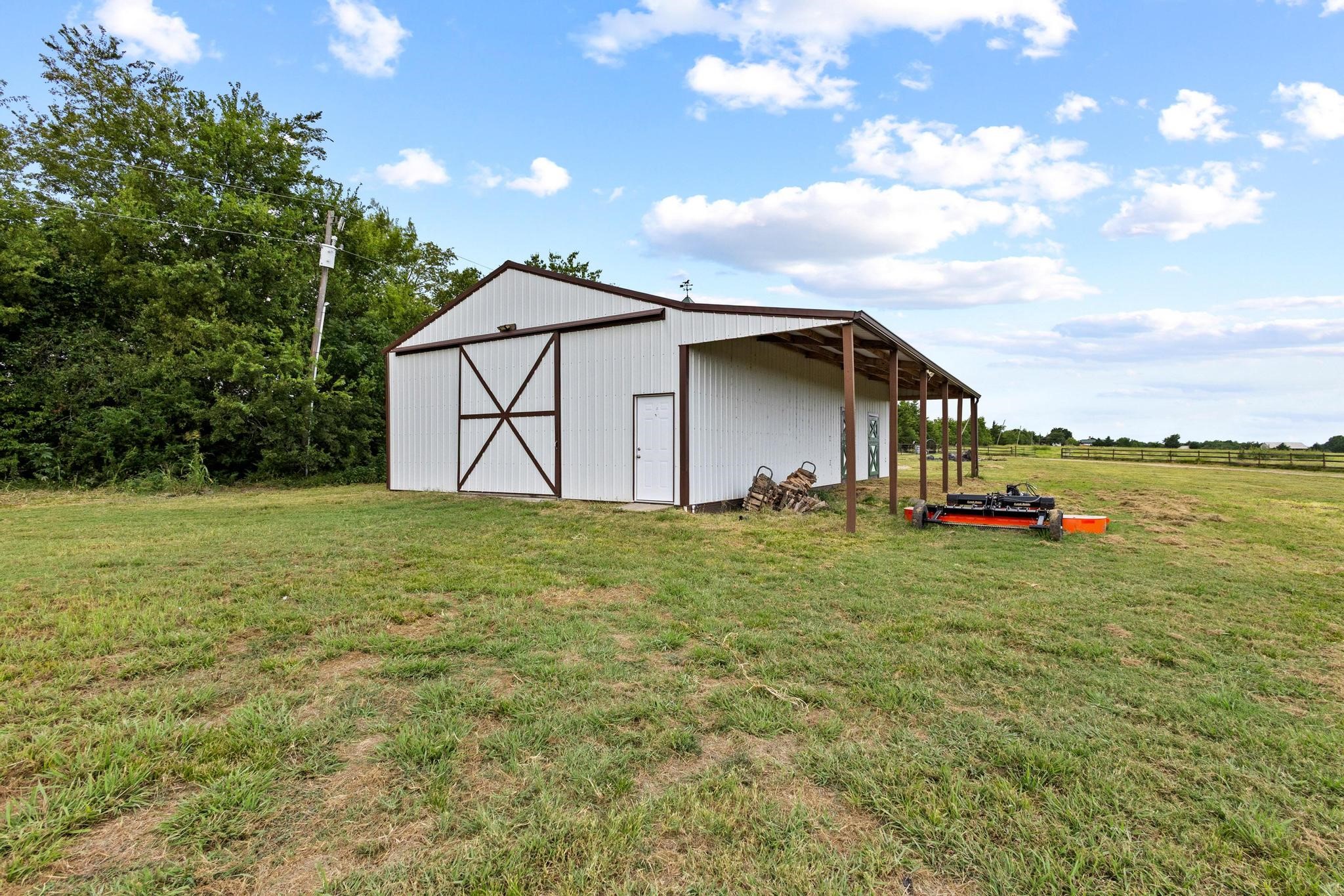 2972 County Road 4826 Wolfe City TX 75496