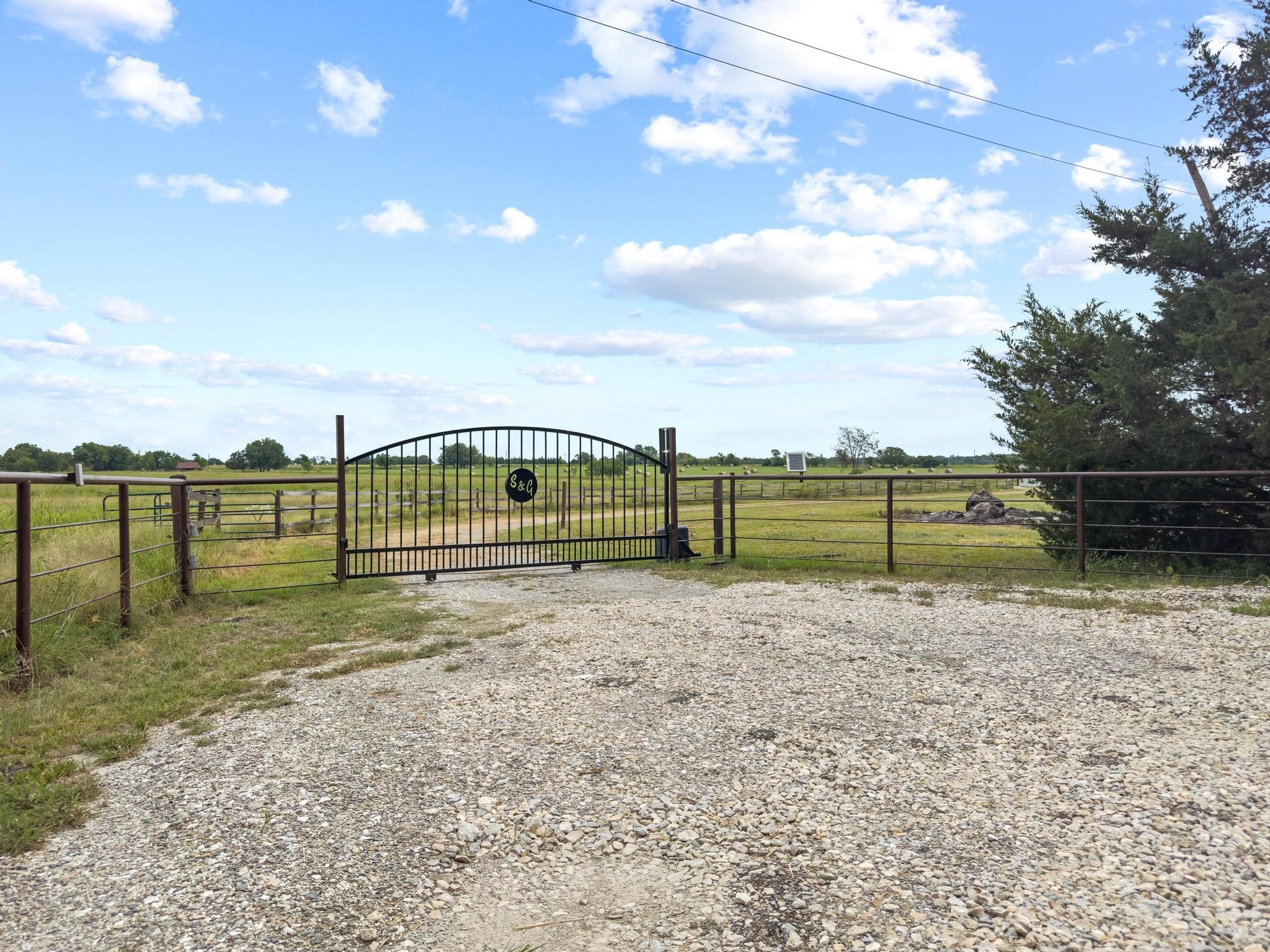2972 County Road 4826 Wolfe City TX 75496