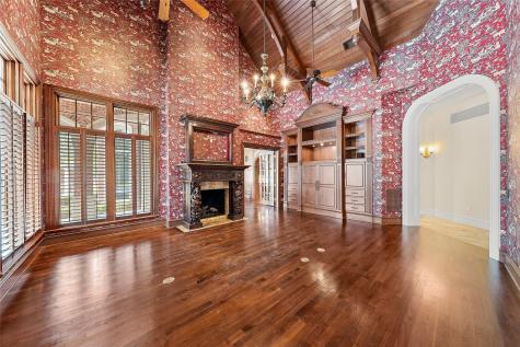 5305 Hillcrest Drive Waco TX 76710