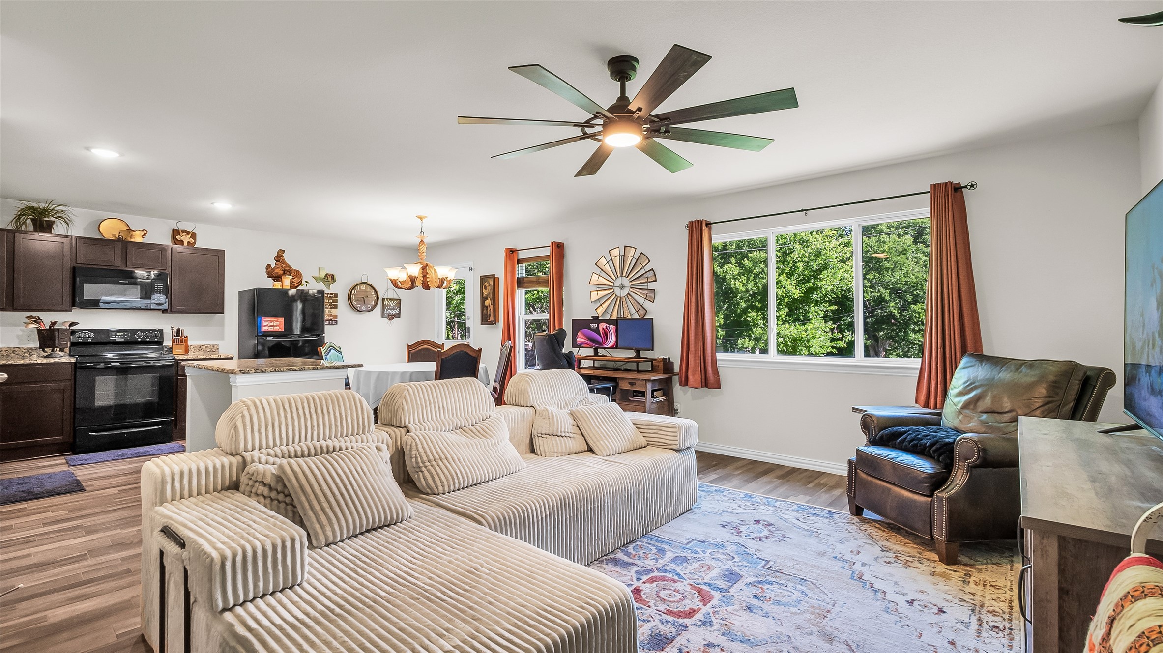 1521 W Gandy Street Denison TX 75020