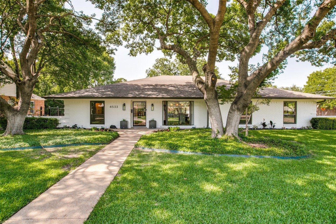 4533 Myerwood Lane Dallas TX 75244