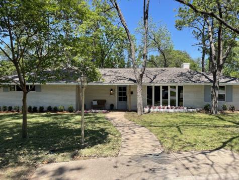 2001 Westview Terrace Arlington TX 76013