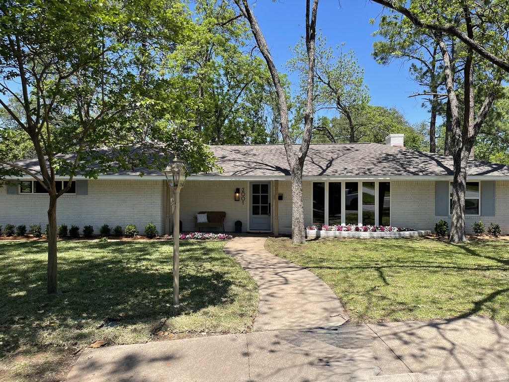 2001 Westview Terrace Arlington TX 76013