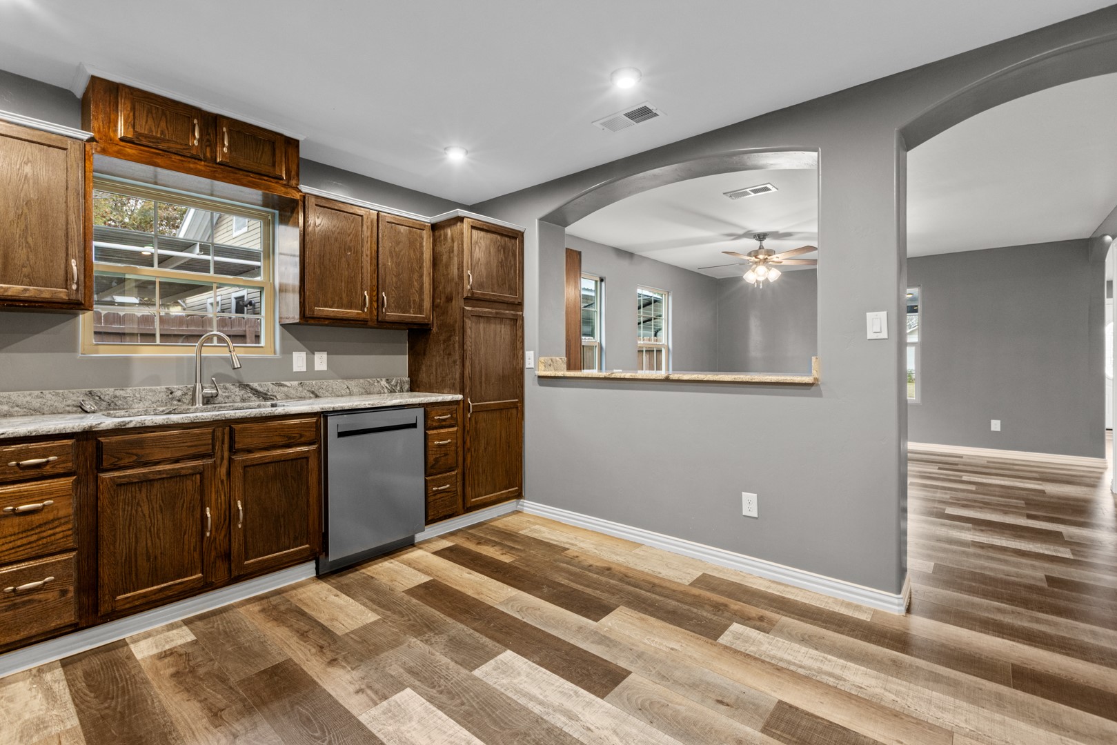 506 Orchard Street Bowie TX 76230