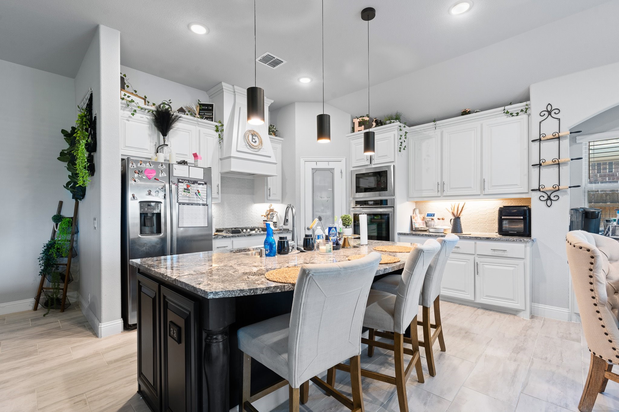 505 Livia Street Burleson TX 76028
