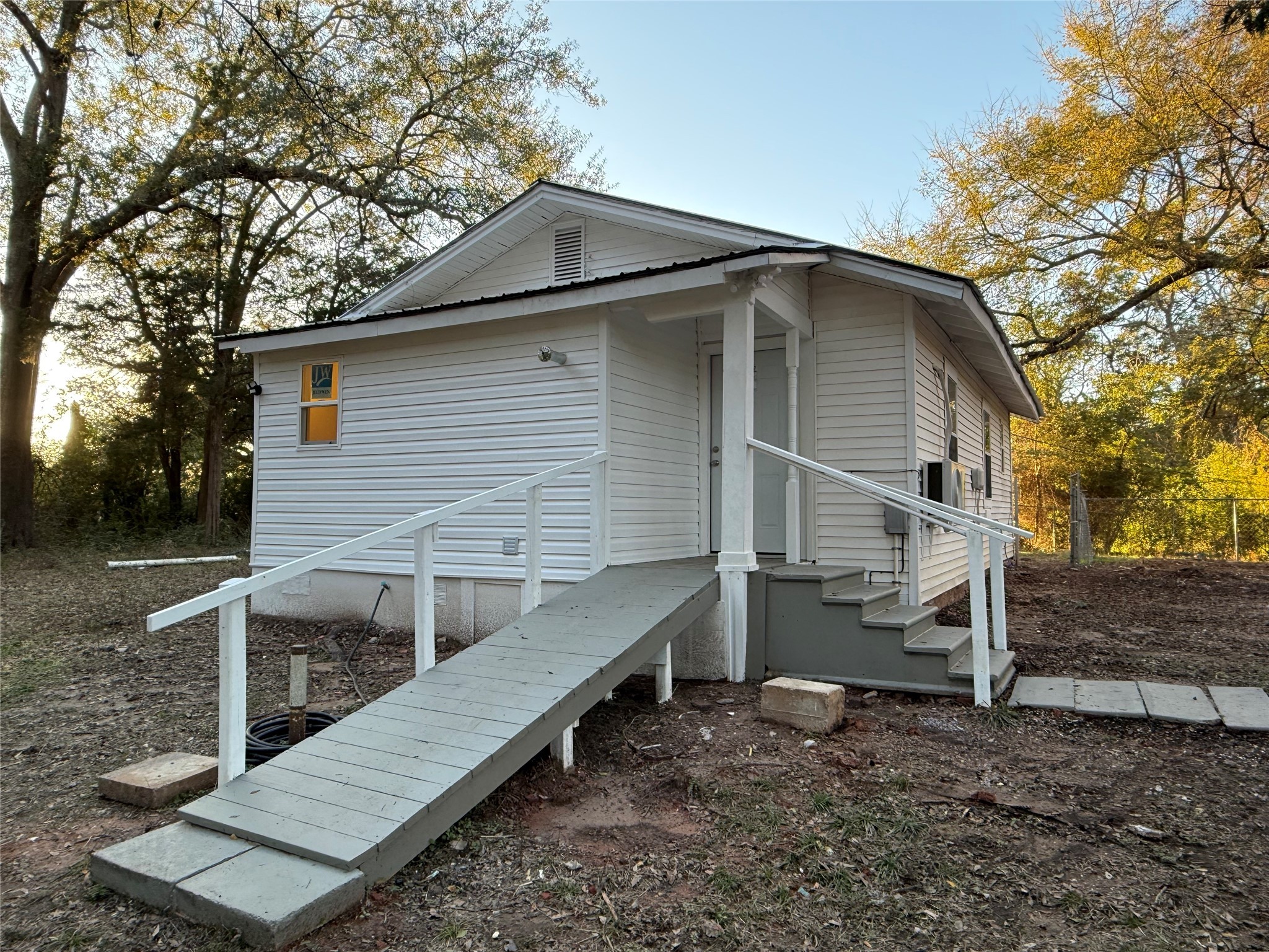 2413 Fm 2574 Palestine TX 75803