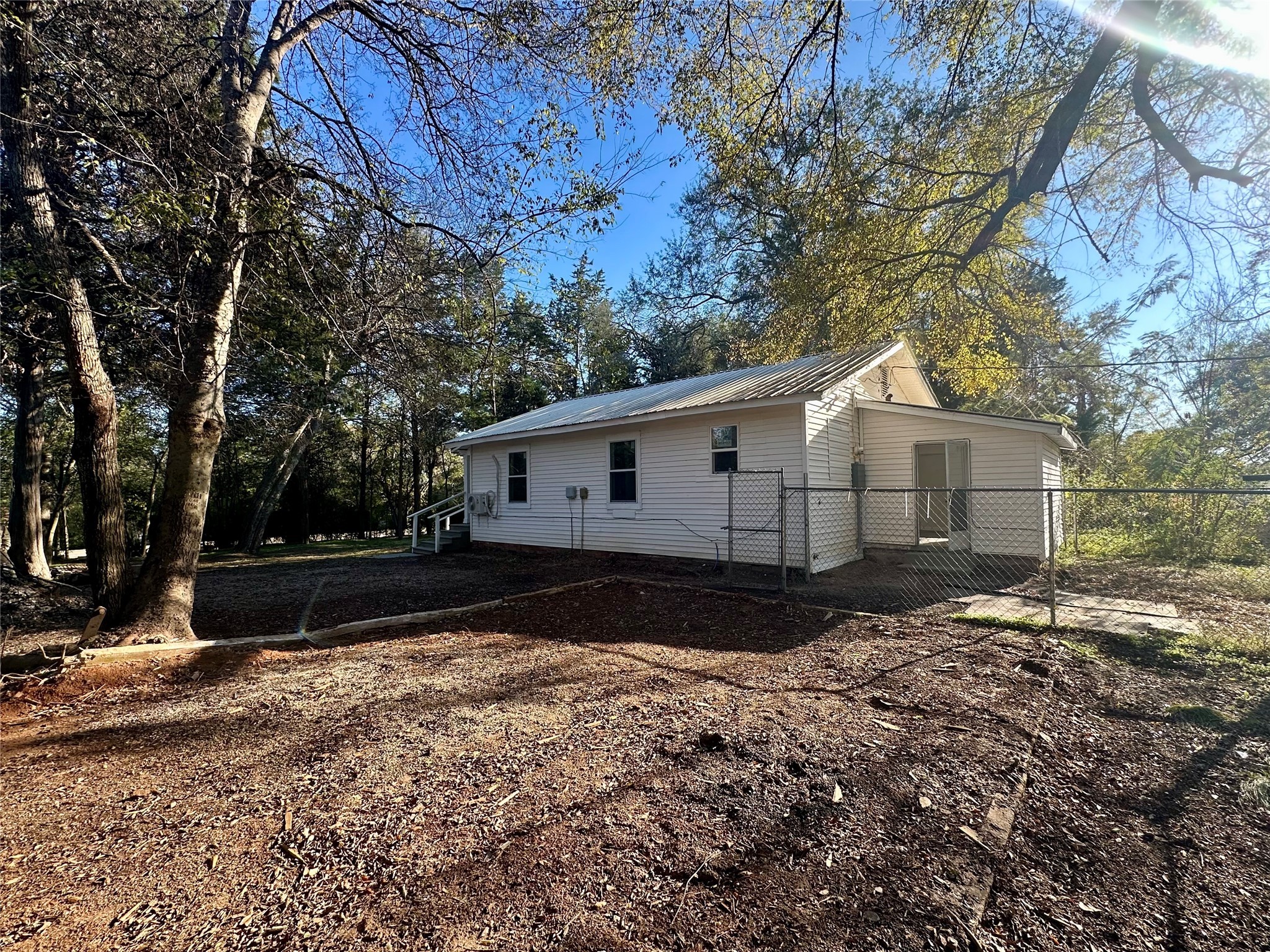 2413 Fm 2574 Palestine TX 75803