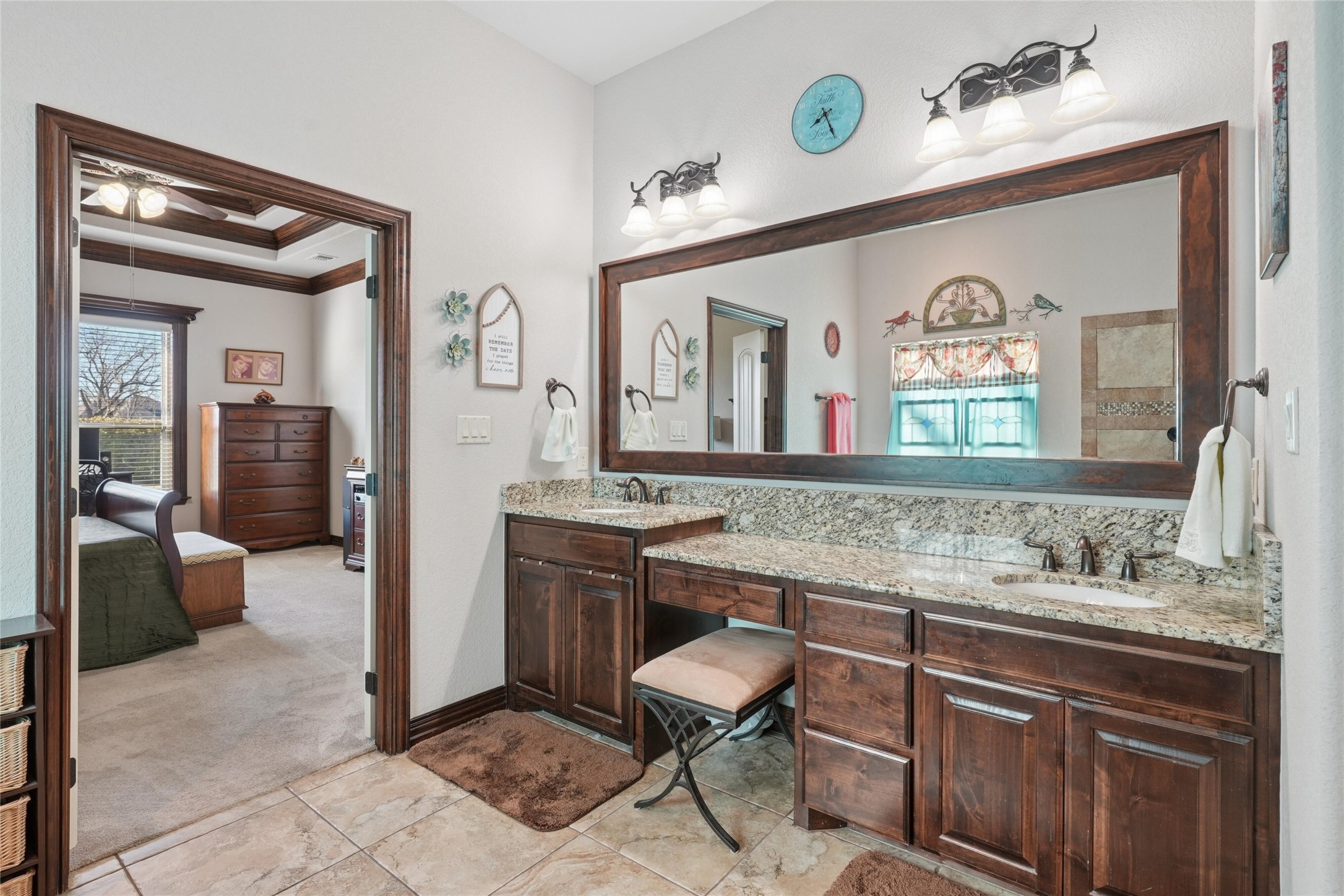 5707 Medinah Drive Granbury TX 76049