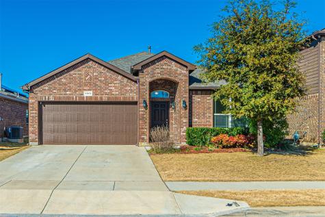 1913 Potrillo Lane Fort Worth TX 76131