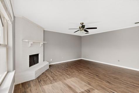 733 Reveille Road Fort Worth TX 76108