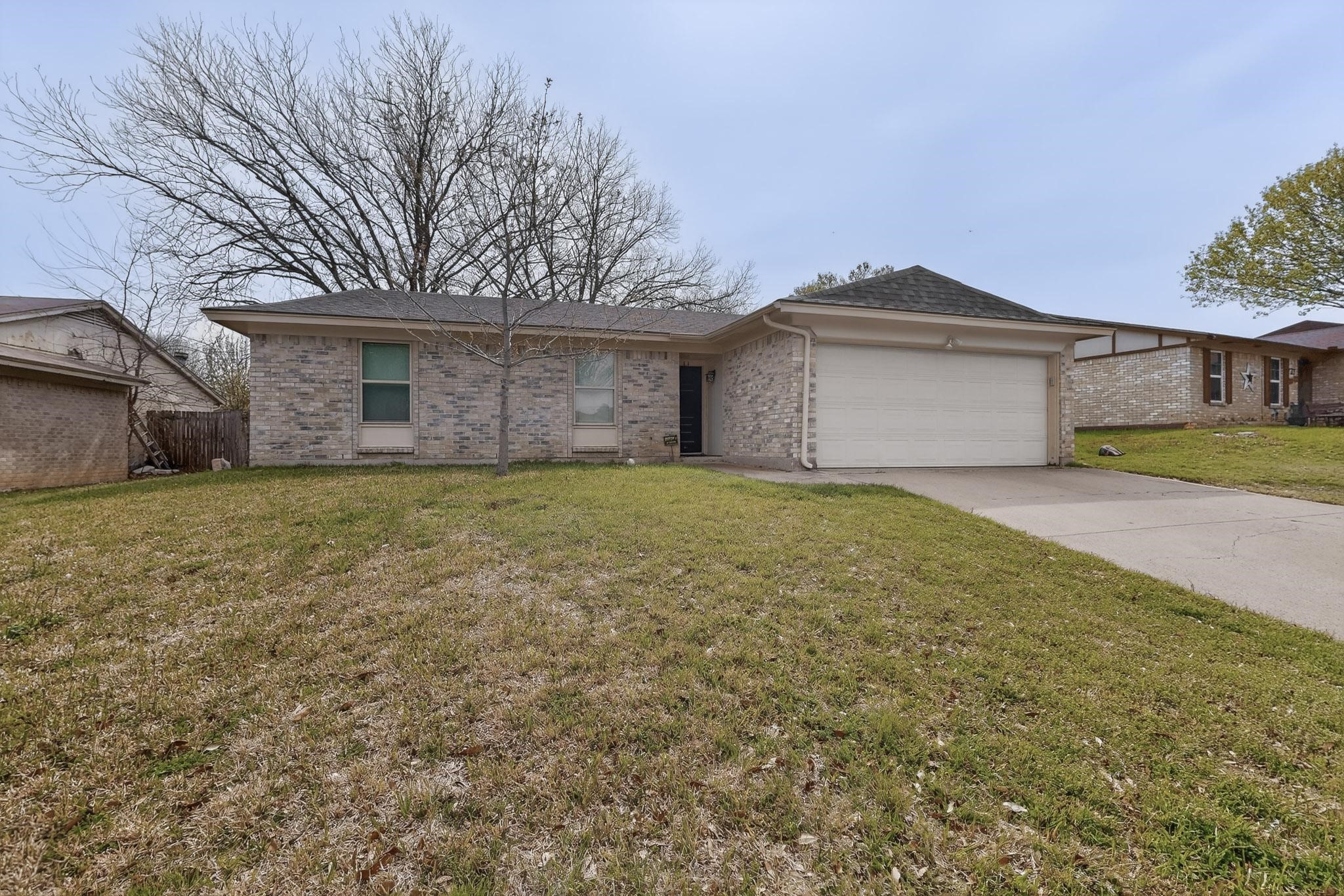 733 Reveille Road Fort Worth TX 76108