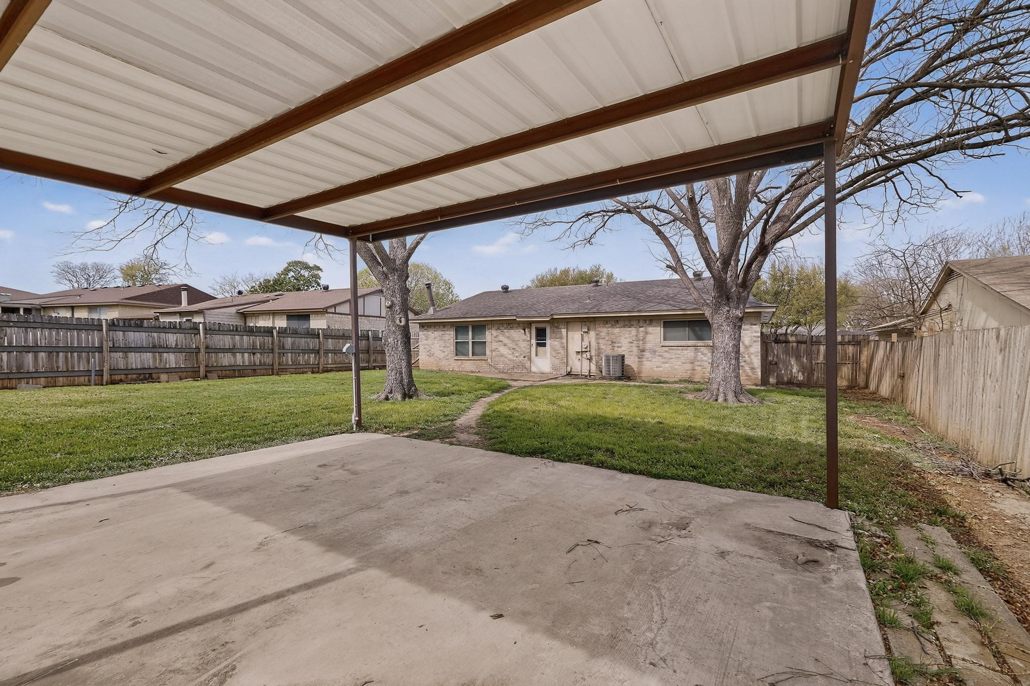 733 Reveille Road Fort Worth TX 76108