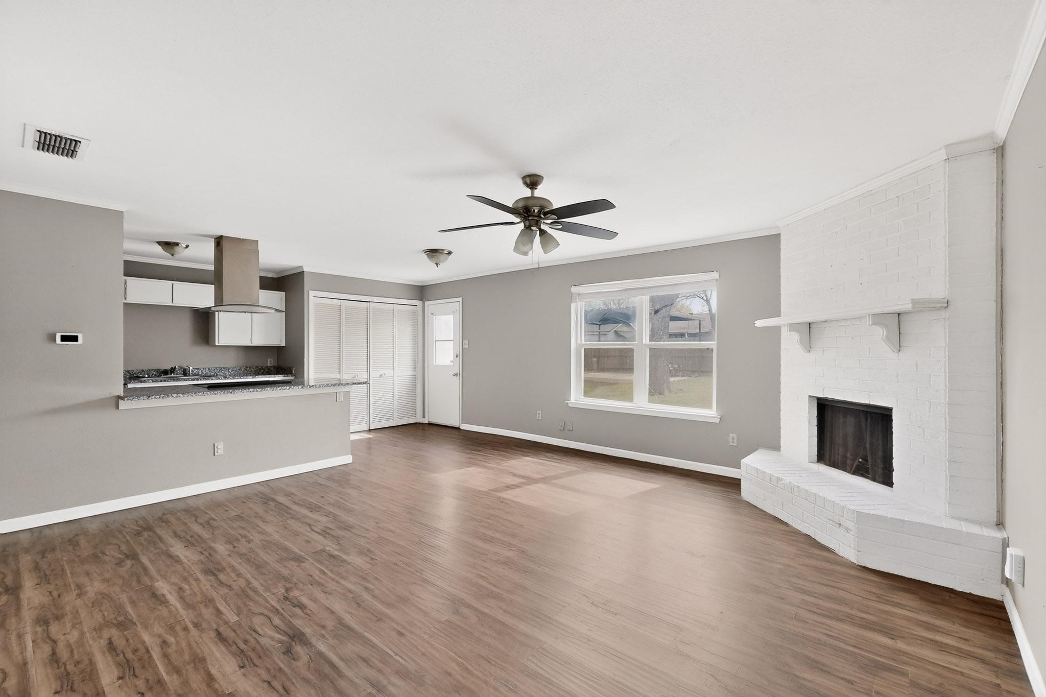 733 Reveille Road Fort Worth TX 76108