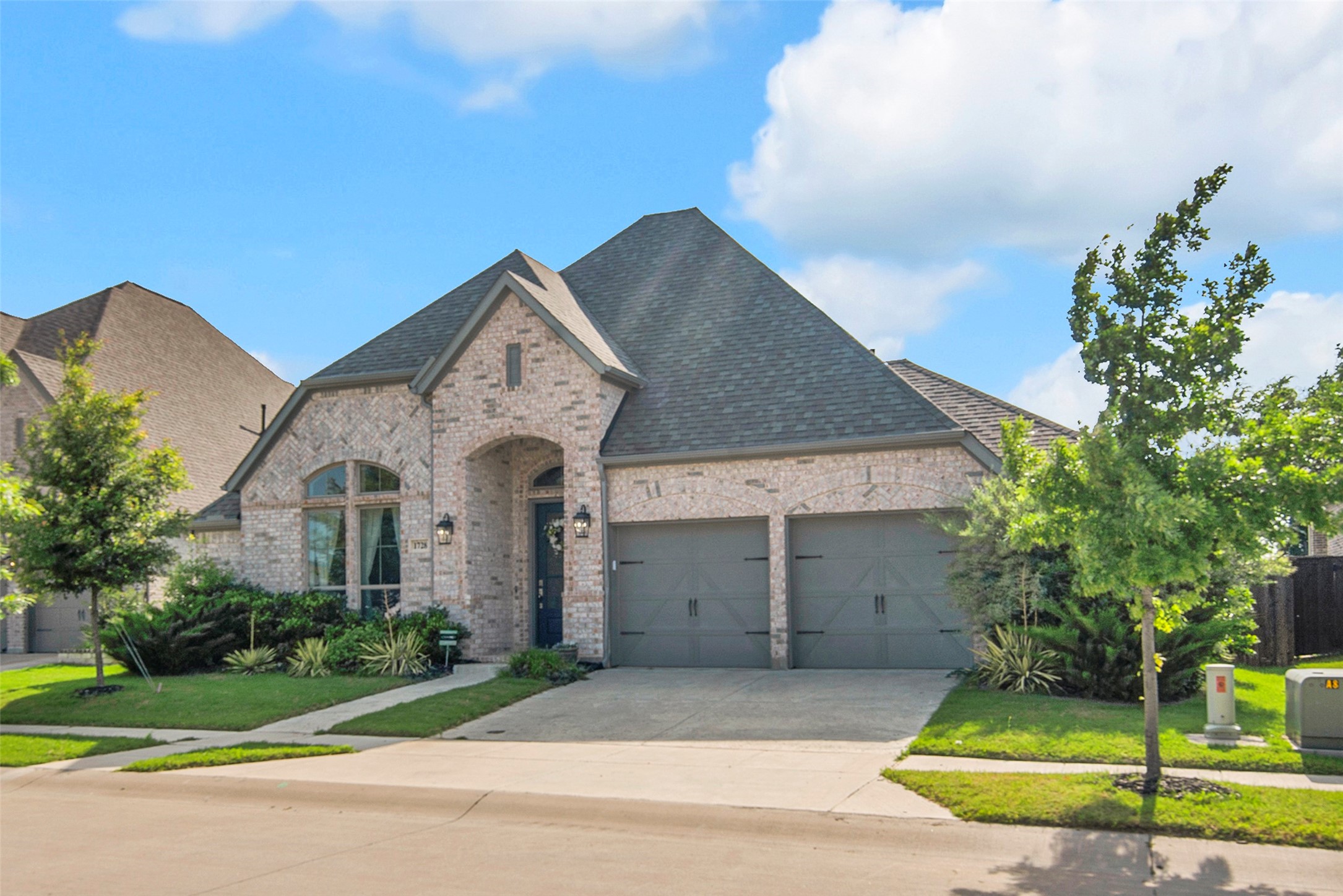 1728 Cannon Street Van Alstyne TX 75495