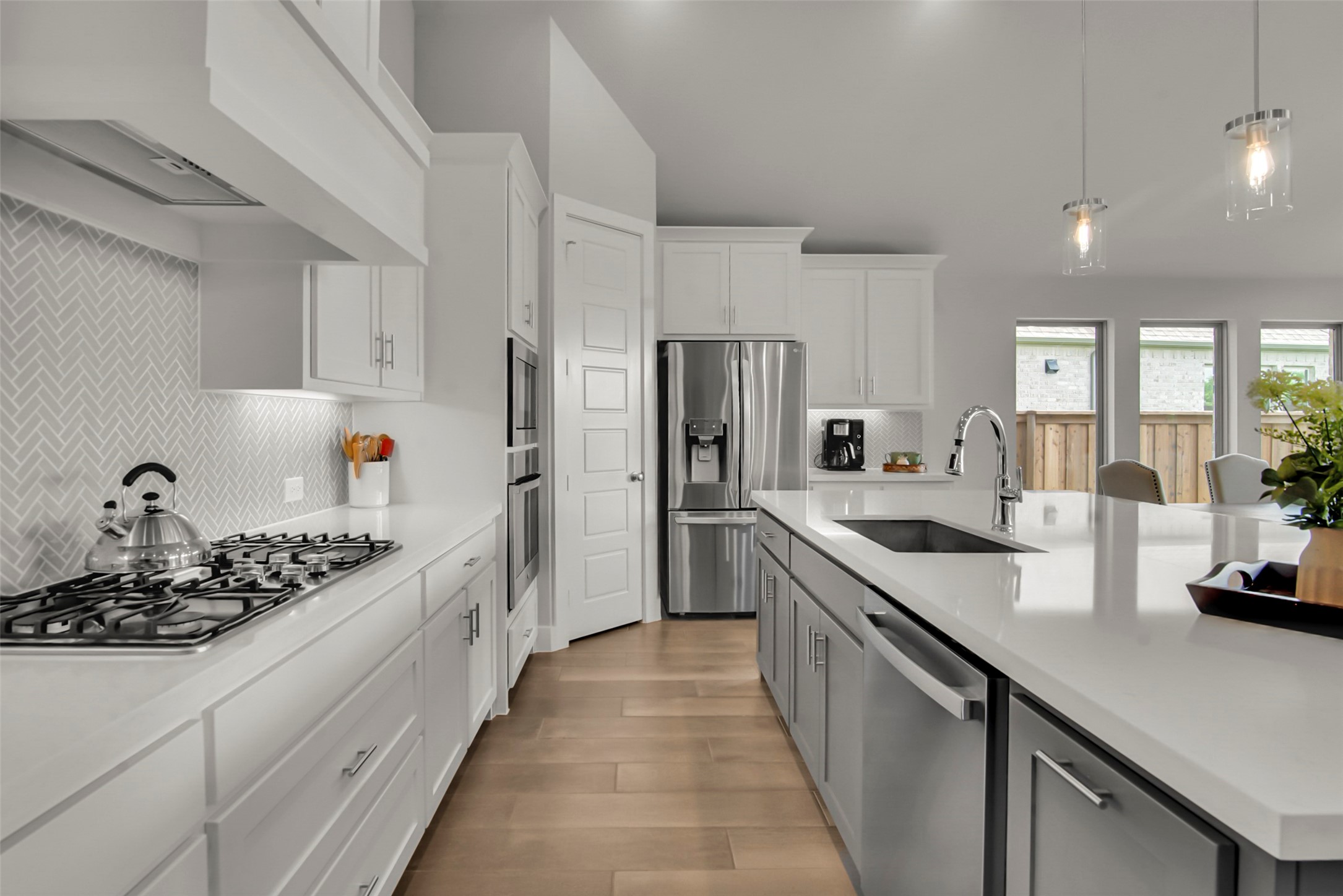 1728 Cannon Street Van Alstyne TX 75495