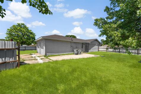 5848 Keeneland Parkway Dallas TX 75211