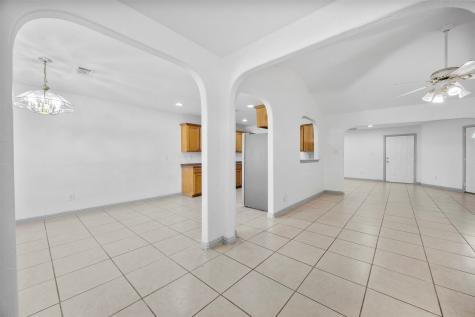 5848 Keeneland Parkway Dallas TX 75211