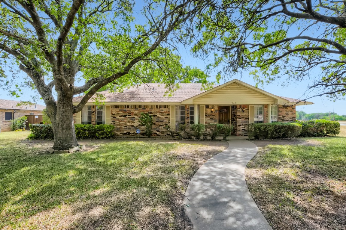 440 Cambridge Drive Desoto TX 75115